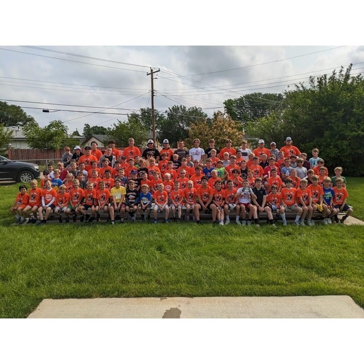 🟠🏈⚫️2023 Ogallala NFL Flag Football Camp Photo ⚫️🏈🟠

We love to see older students lead and teach the next generation! 

#CultureOfConfidence