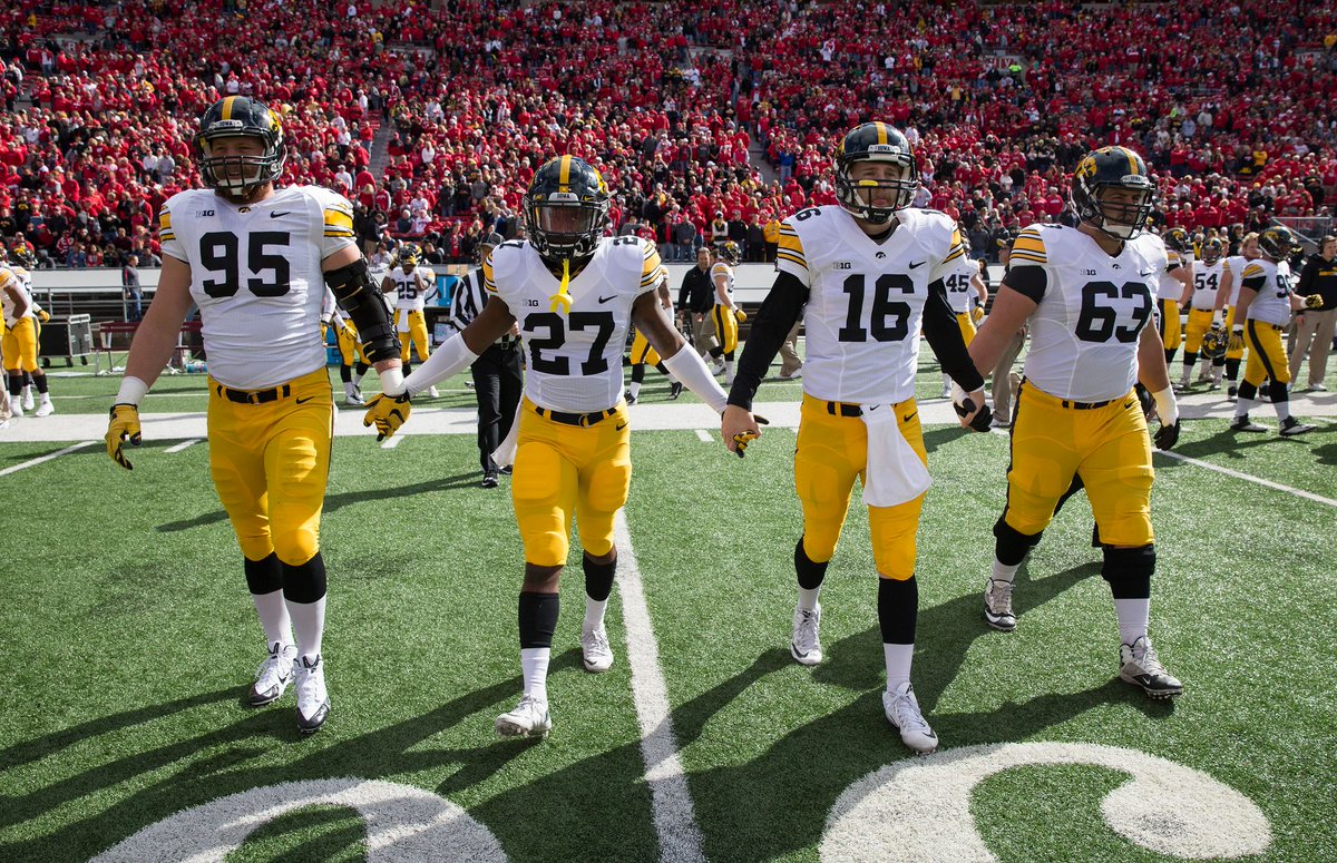 Happy Birthday to Drew Ott! (<a href="/DrewDanielOtt/">Drew Ott</a>)
Enjoy your day. Go Hawks! #LegacyHawk