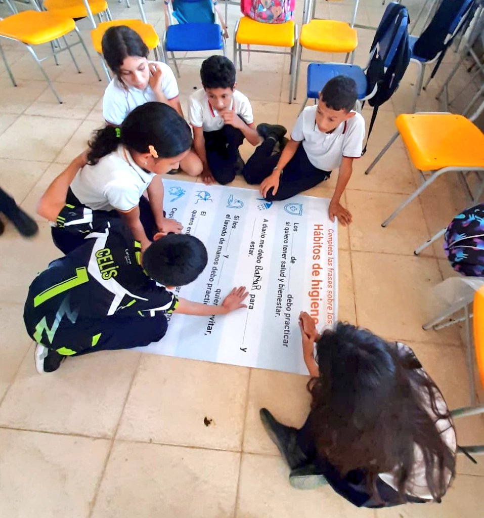 ¡Las buenas prácticas de higiene cuidan la salud! 🙌💧

Niñas y niños de escuelas en Tibú #Colombia, identificaron y aprendieron sobre los momentos más importantes del lavado de manos gracias a @EduCannotWait y @CanadayColombia.

#LaEducaciónNoPuedeEsperar