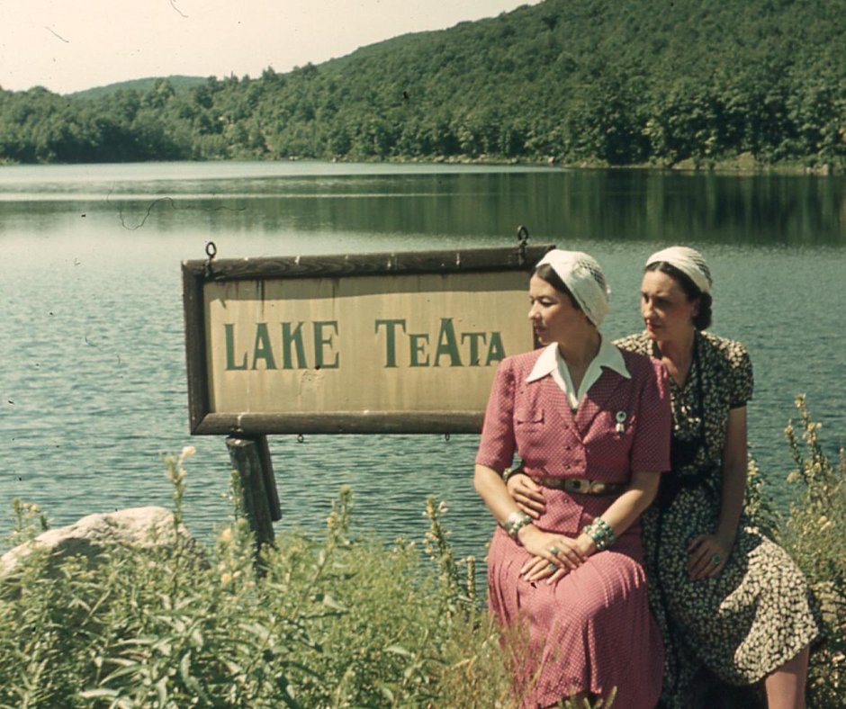 TeAtaMovie's tweet photo. #DidYouKnow that Franklin and Eleanor Roosevelt named "Lake Te Ata," located in Harriman State Park in upstate New York, in honor of Te Ata. Eleanor admired Te Ata and her dedication to share First American stories.
#TeAta #Storytelling #NewYork #Lake #FirstAmerican #Stories https://t.co/gPLY7MwWrF