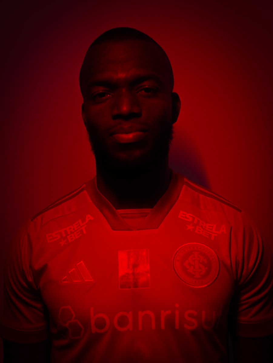 O homem é nosso, e ele é 𝐯 𝐞 𝐫 𝐦 𝐞 𝐥 𝐡 𝐨. ❤️🤍

📸 <a href="/eduardobschemes/">eduardo</a>