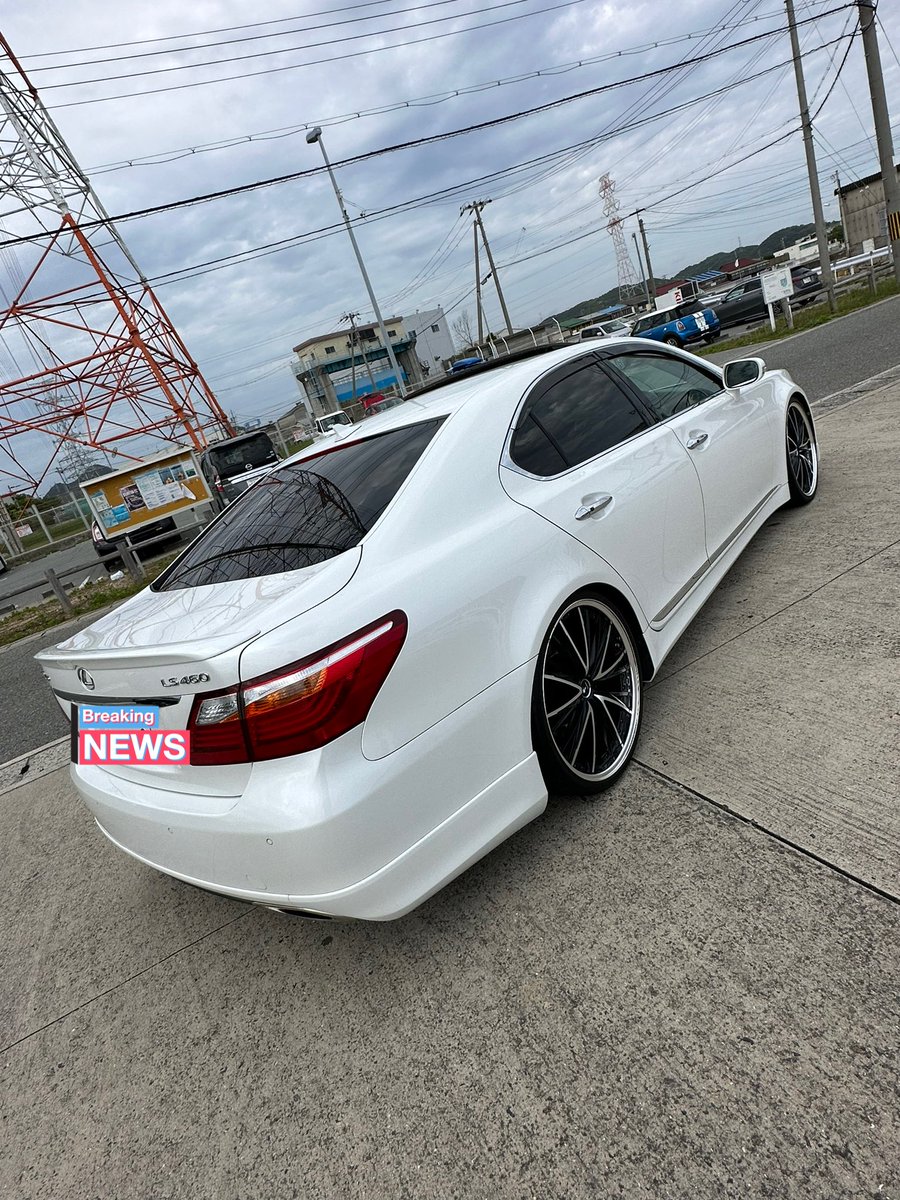 Reito1214740i's tweet photo. LS売ります
LS460中期、サンルーフ、エアロ、22インチ
検査12月、走行、7.4万キロ、パドルシフト付き
シートヒーター、ベンチレーション付き
無線タイプのエアサスコントローラ付き
#レクサス売ります
#単車売ります
#LS売ります
#CBX売ります　#GS売ります
#車売ります https://t.co/coojV6xYgY