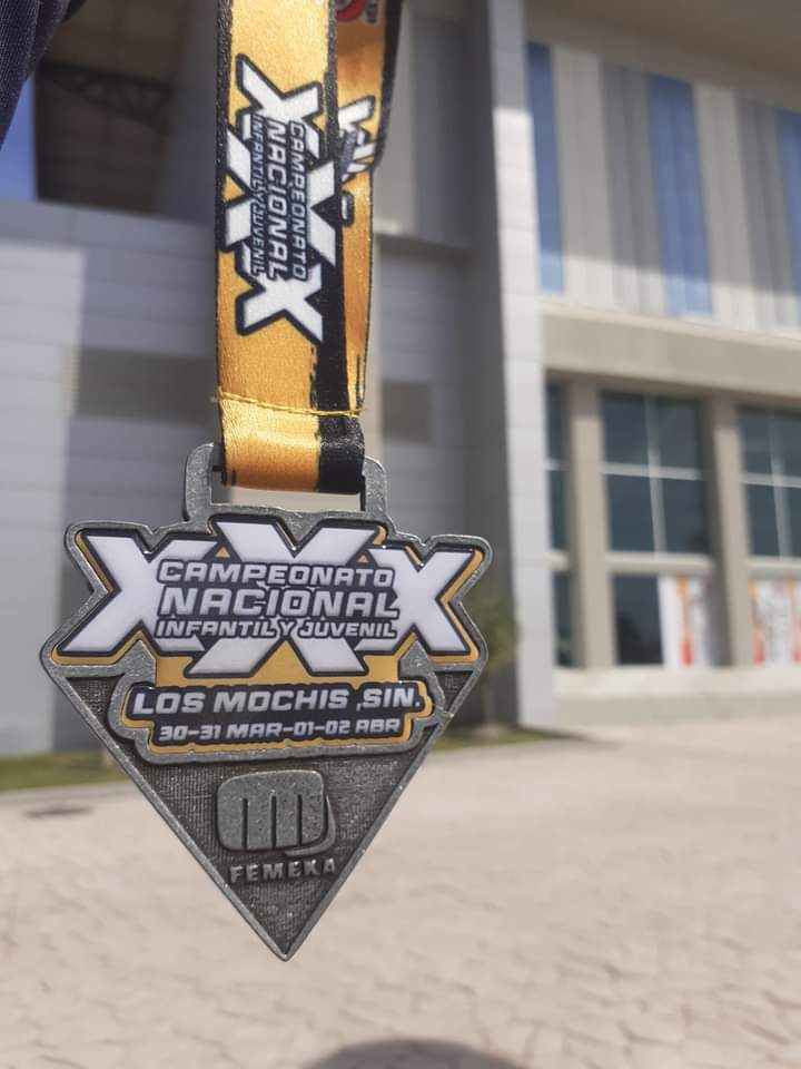 LARKPOWERKARATE's tweet photo. 🥈 Campeonato Nacional los Mochis Sinaloa 
Dedicatoria hasta el cielo 🥋🤍
#Mexico #karate #Deportes 🇲🇽 https://t.co/M9KiMVxnCL