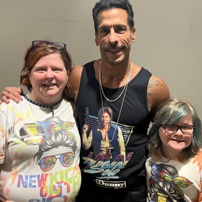 AutismMichael's tweet photo. #NewProfilePic https://t.co/6Lsw6KZvm7