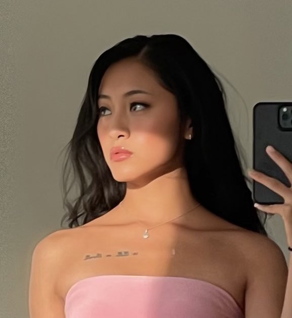 indigenous features hard at work 🤝🏾jawline