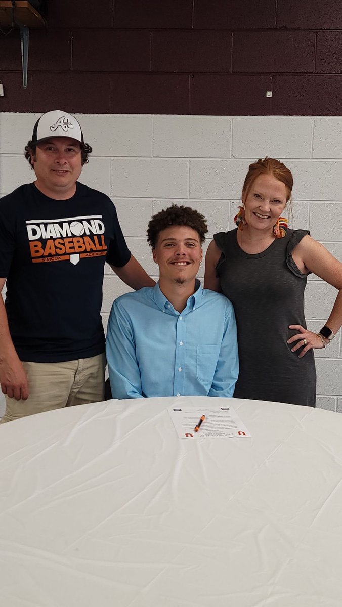 CamColeman30's tweet photo. I am happy to announce I will be furthering my baseball career with @UnionKyBsb!!! I am excited for the next chapter and Give all the Glory to God!!!! @NoahHouckMCA #reptheu https://t.co/c29c6luiS8