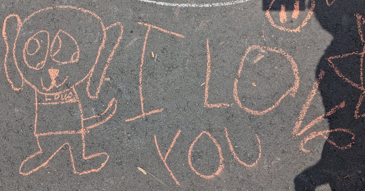 FlorenceMeares's tweet photo. More creations from FM's Chalk Day. #FMROCKS https://t.co/qSQecZrPjw