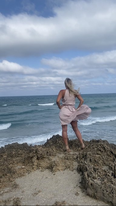 Cum💦 with me in paradise! https://t.co/zusDbIAGvk https://t.co/EUmvujiwdF https://t.co/jYhu1UUcRQ