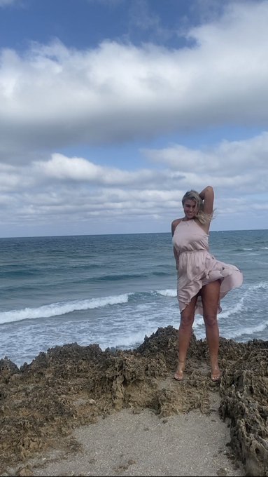 Cum💦 with me in paradise! https://t.co/zusDbIAGvk https://t.co/EUmvujiwdF https://t.co/jYhu1UUcRQ