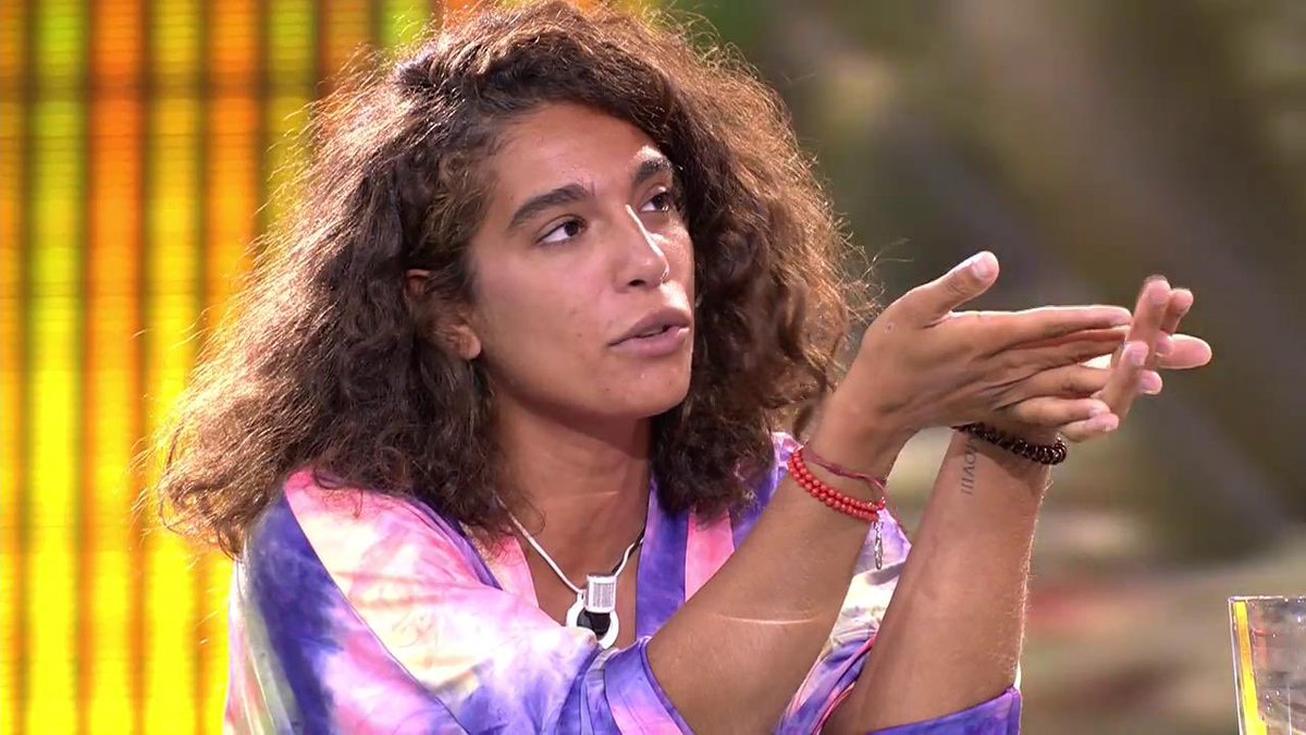 asc242's tweet photo. ¿A quien apoyáis? 
🔁 Alexia 
❤️ Alma Bollo
 #TierraDeNadie15 https://t.co/z7lN64iGWP