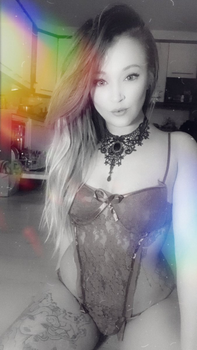 GoddessTessi's tweet photo. Submit to my demand and buy this cool black T-shirt from my store https://t.co/vqDEV5kvyW https://t.co/YF9YeYl4tg