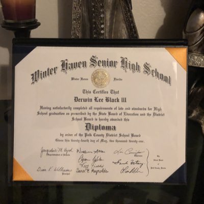 DerwinLll's tweet photo. #NewProfilePic https://t.co/hkVQv2wJDf
