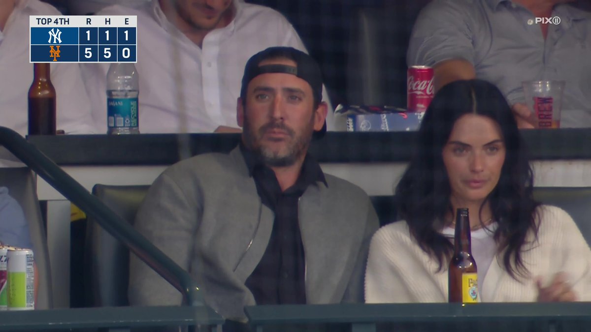 Matt Harvey is in the house for tonight's Subway Series game 🔶🔷