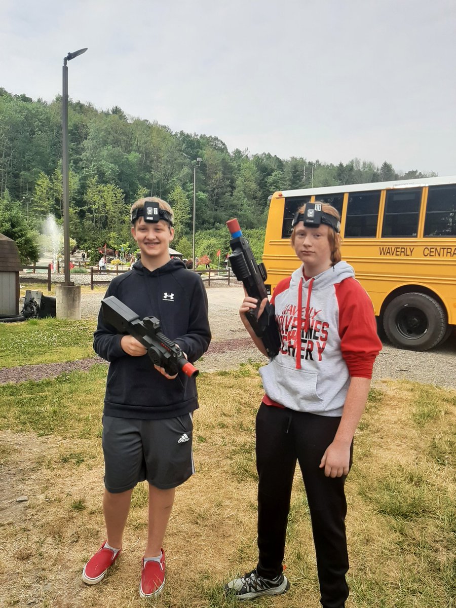 Colleen93047890's tweet photo. Waverly Middle school music department end of year trip! #proudofthesekids #wcsdletsgo #waverlymiddleschool #waverlymiddleschoolmusic https://t.co/3pzHhZdY57