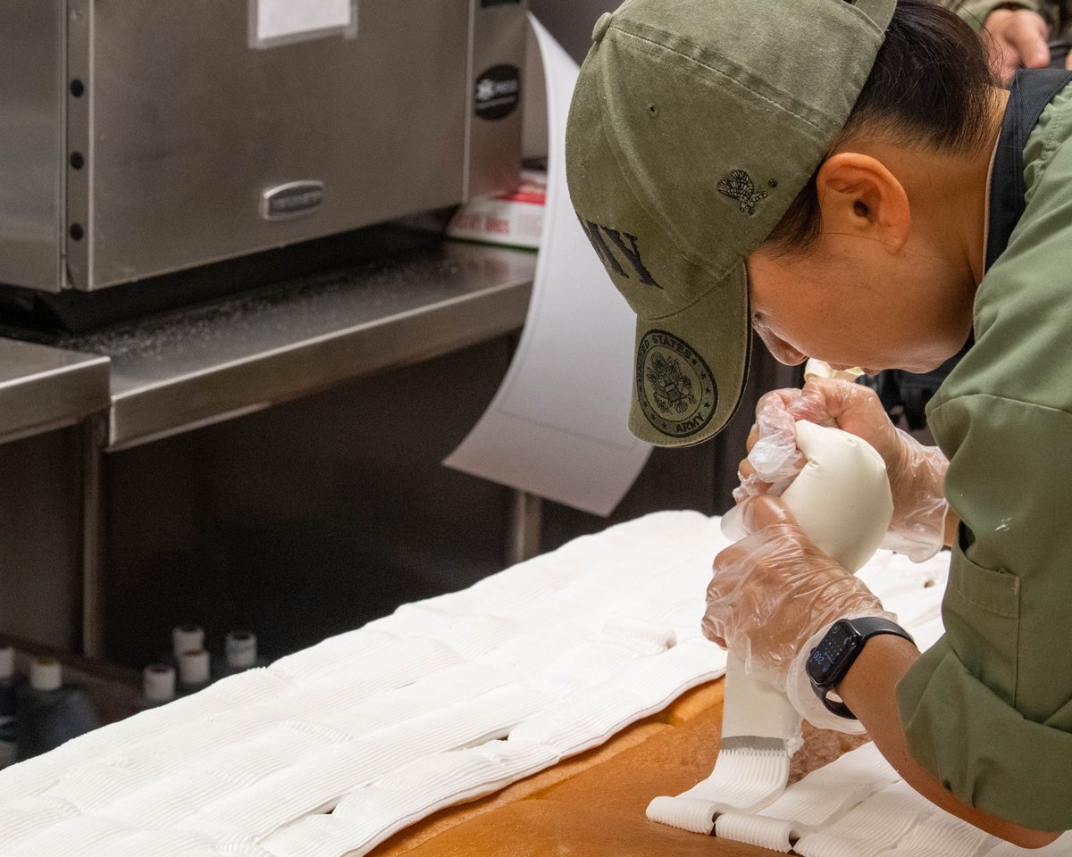 It's almost time to have a slice of cake 🍰 

Culinary Specialists Army-wide are putting the finishing touches on cakes in celebration of the Army's 248th birthday. 

Click here ➡️ army.mil/1775/?from=hp_… to discover more about the #ArmyBday.