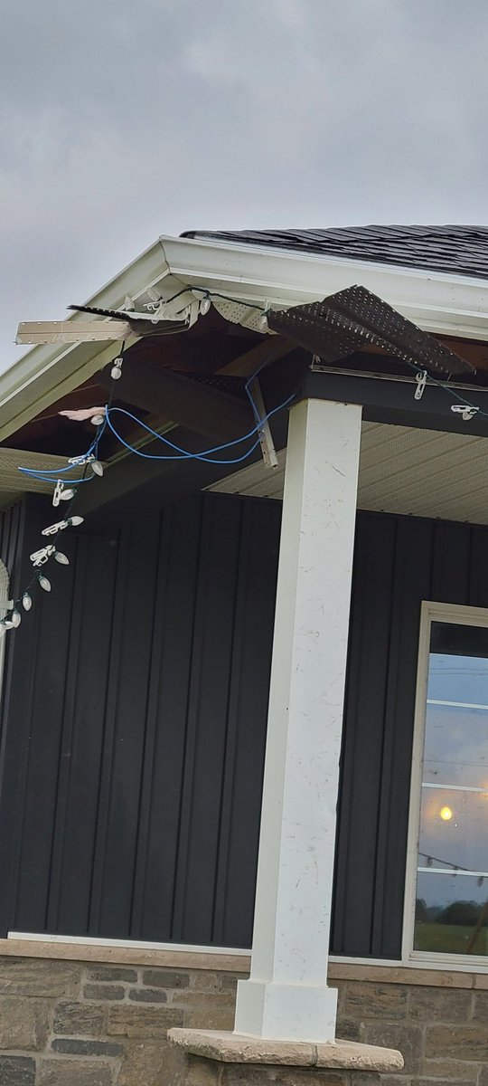 Damage out in Talbotville. @dave_sills will be investigating the damage to definitively find out what caused it. Photos of funnel clouds from same area were posted earlier. 

#ONStorm #Talbotville #Hwy4