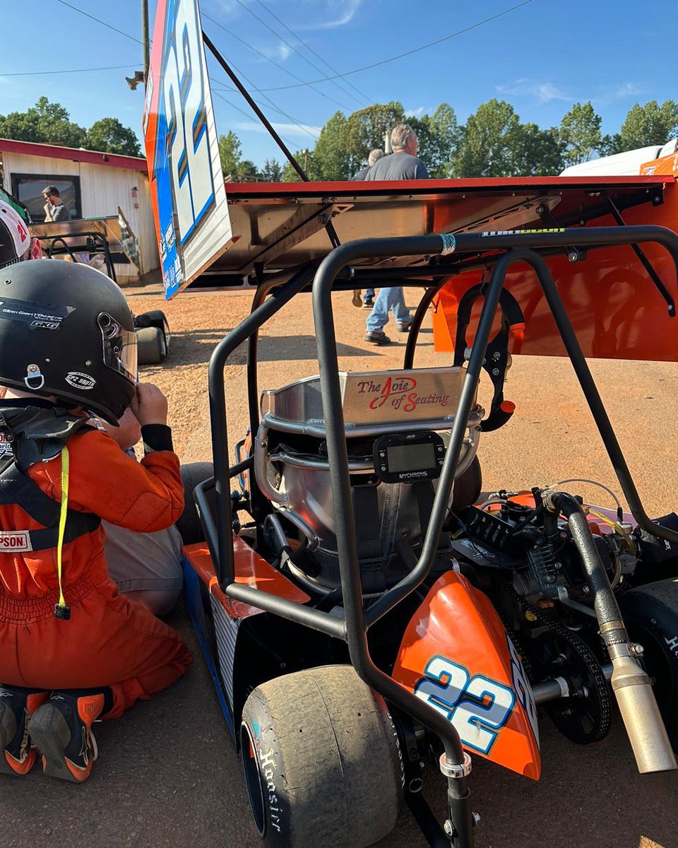 MPI_INNOVATIONS's tweet photo. Hey, hey #mpifamily - if you're at @MillbridgeRacin come find us! We're on-hand in the pits and the top of Turn 4. We're here to help and support our racers. Have a question, comment, or concern? We can help! https://t.co/jqjxWFDtdz