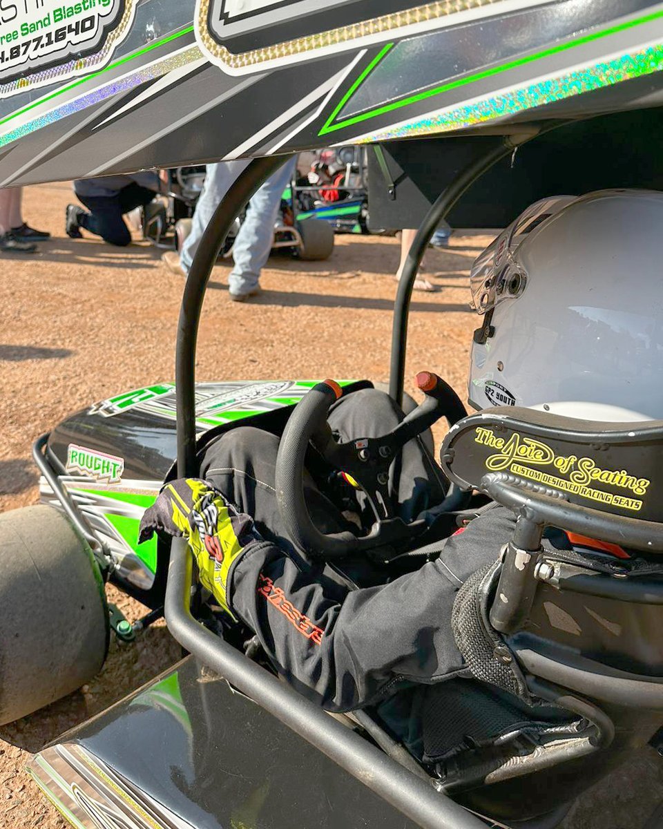 MPI_INNOVATIONS's tweet photo. Hey, hey #mpifamily - if you're at @MillbridgeRacin come find us! We're on-hand in the pits and the top of Turn 4. We're here to help and support our racers. Have a question, comment, or concern? We can help! https://t.co/jqjxWFDtdz