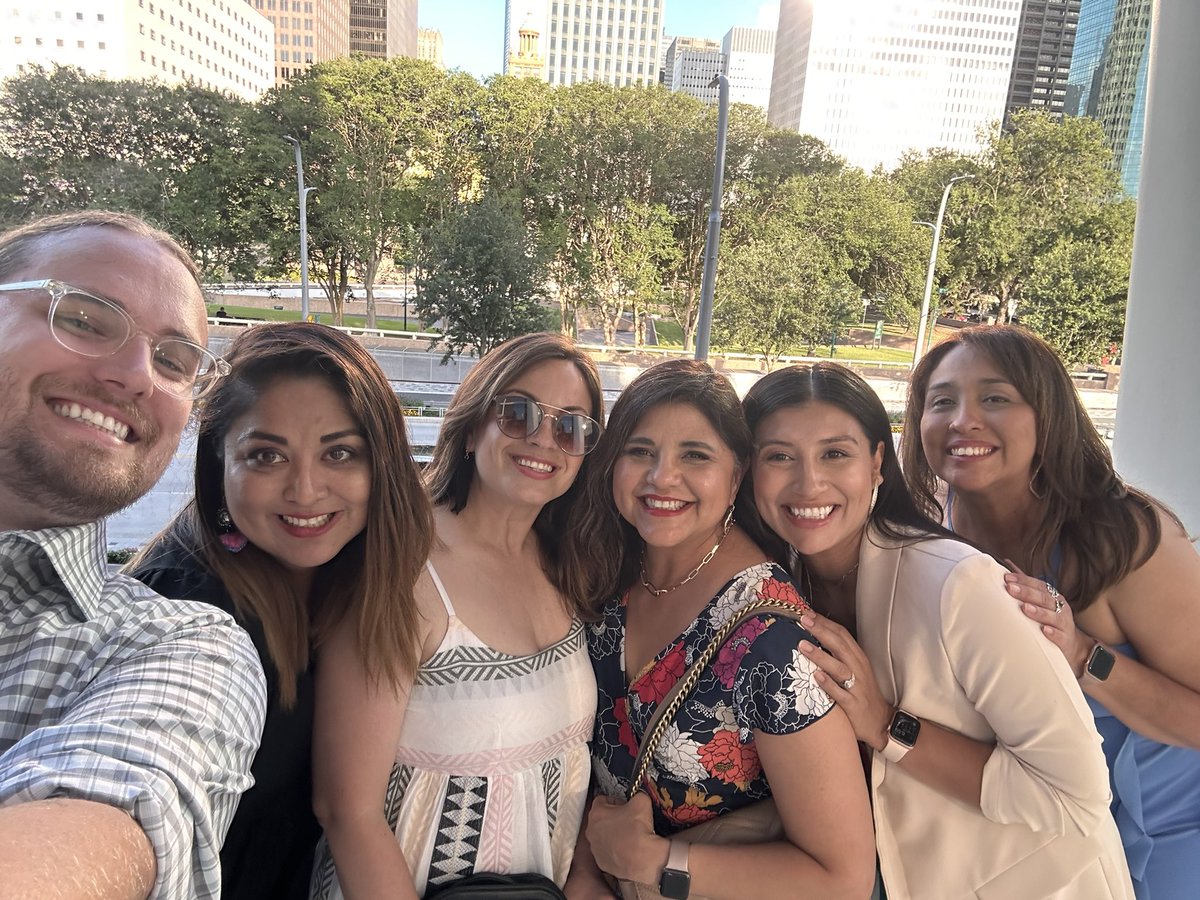 Anais Velasco tweet media