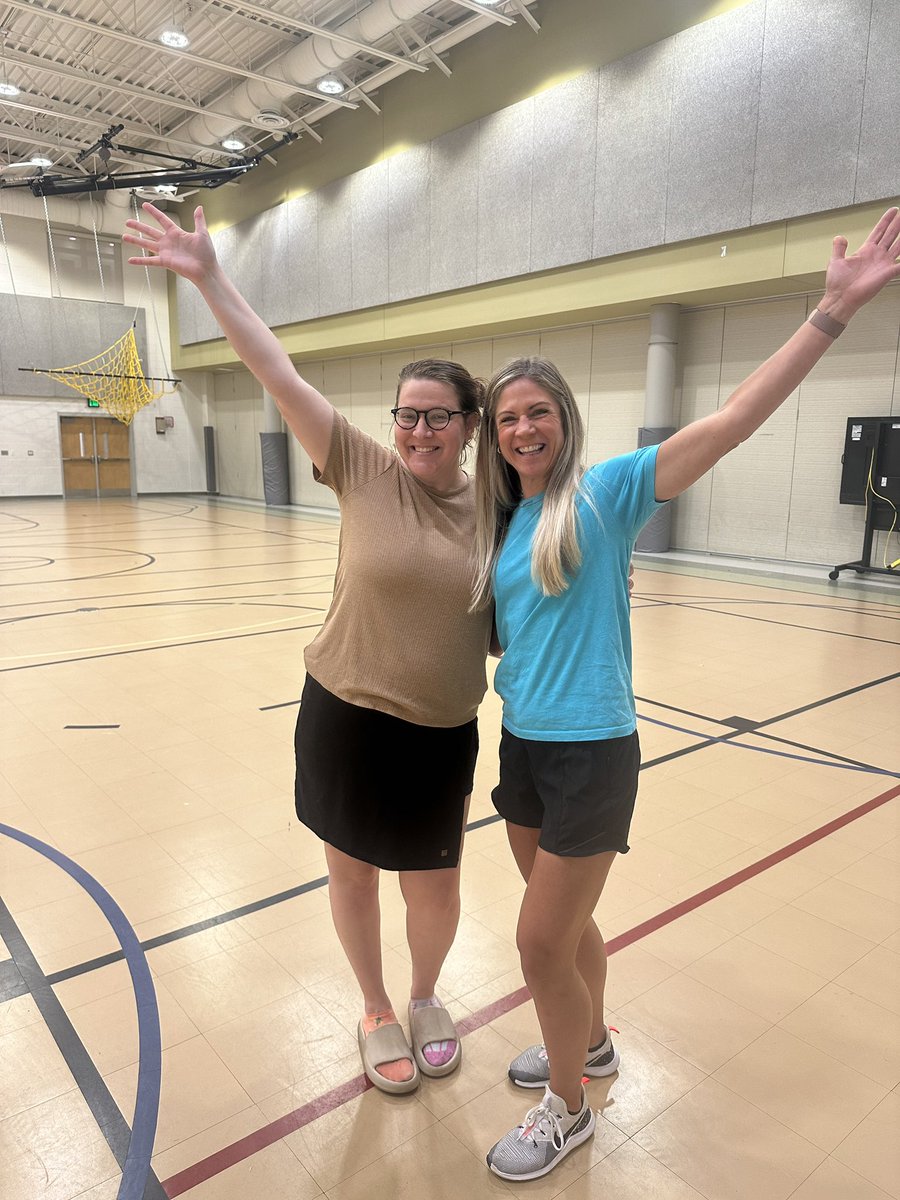 Year 11 in the books! Shout out to my teammate <a href="/MrsRodgers707/">Katie Rodgers</a> for simply being the best ! <a href="/TeamDundalkES/">TeamDundalkES</a>