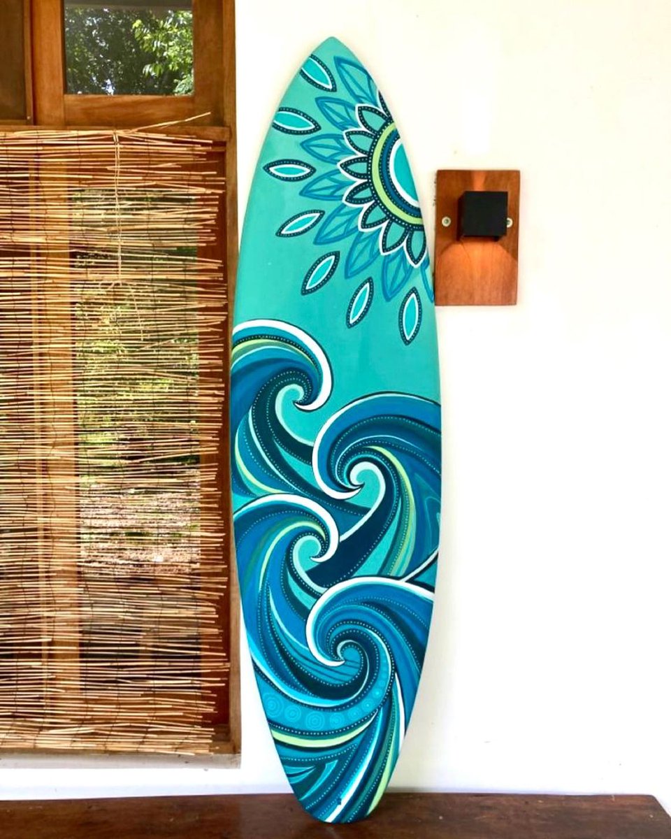 Cool Surfboard Design Inspo 🏄🎨🔥

🧑‍🎨 @prodidgeridoo

#Surfpaints #SurfpaintsForEverySurface #MakeItYourOwn #Arts #Artwork #AcrylicPens #AcrylicPaintPens #AcrylicPainting #HobbyLobby #DIYCrafts #Creativity