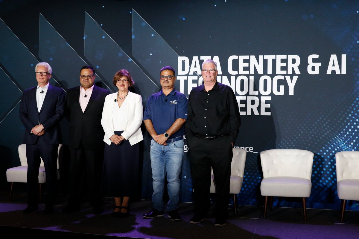 Soni Jiandani (@sonijiandani) on Twitter photo And that's a wrap! It’s been a pleasure to share the stage with leaders from <a href="/OracleCloud/">Oracle Cloud</a>, <a href="/Azure/">Microsoft Azure</a>, @ArubaNetworks, and <a href="/DXCTechnology/">DXC Technology</a> to demonstrate the value that <a href="/AMDNetworking/">AMD Networking</a> technology delivers for greater performance across their environments. And that's a wrap! It’s been a pleasure to share the stage with leaders from <a href="/OracleCloud/">Oracle Cloud</a>, <a href="/Azure/">Microsoft Azure</a>, @ArubaNetworks, and <a href="/DXCTechnology/">DXC Technology</a> to demonstrate the value that <a href="/AMDNetworking/">AMD Networking</a> technology delivers for greater performance across their environments.