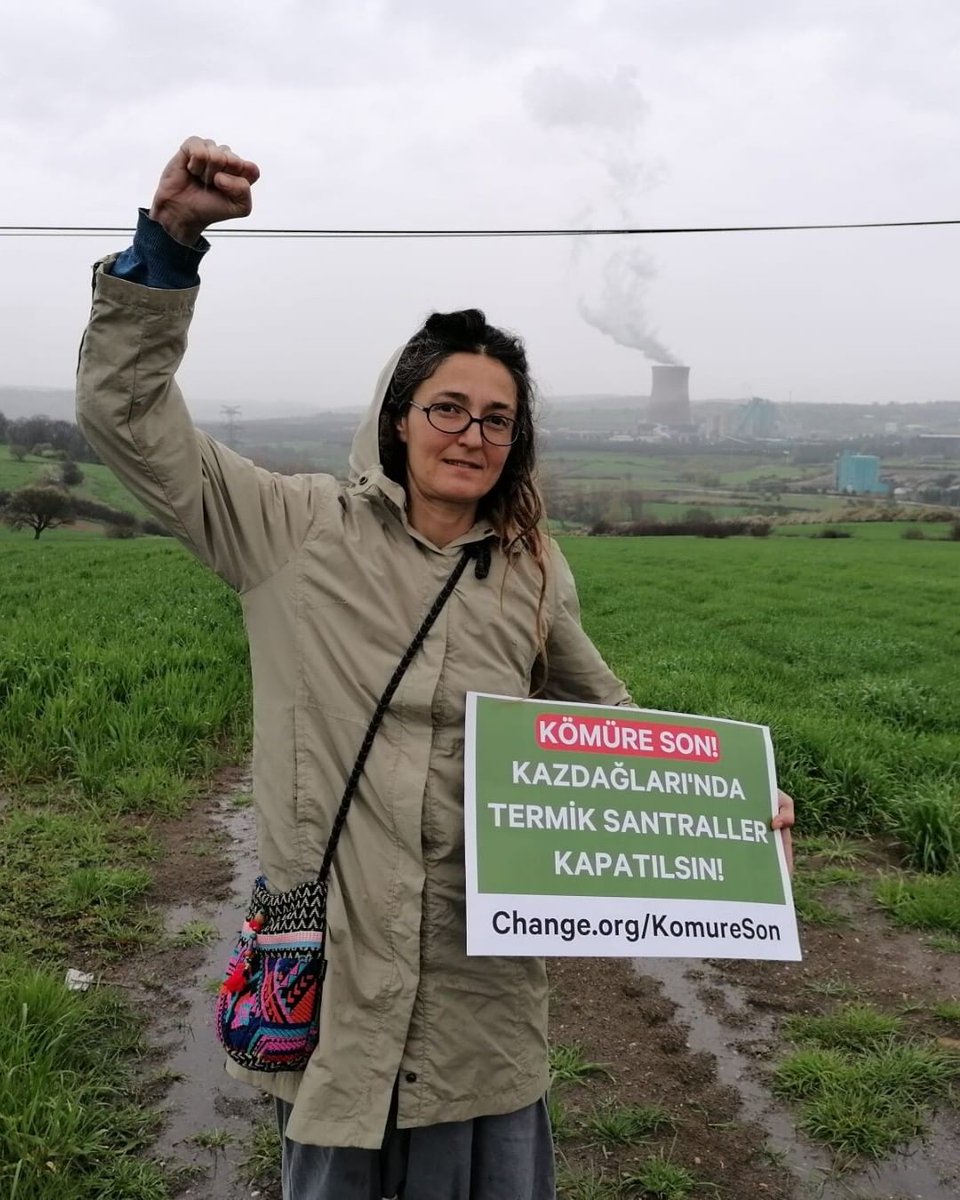 Kazdağları kömüre teslim olmasın!

Çanakkale yıllardır kömürlü santrallerin yarattığı karanlığı yaşıyor, kanser vakaları her geçen gün artıyor.

Mevcut 5 kömürlü termik santral havayı zehir ederken, 2 tane daha yapılmak isteniyor ve Çan-2 Kömürlü Termik Santrali kül sahasının…