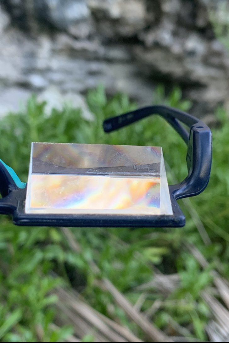 OlivierB_spc's tweet image. Connaissez-vous l’utilité ce type de lunettes constituées d’un prisme et d’un miroir ? 
Je découvre cela après 23 d’enseignement et 30 ans de sport 😅…
#teampc