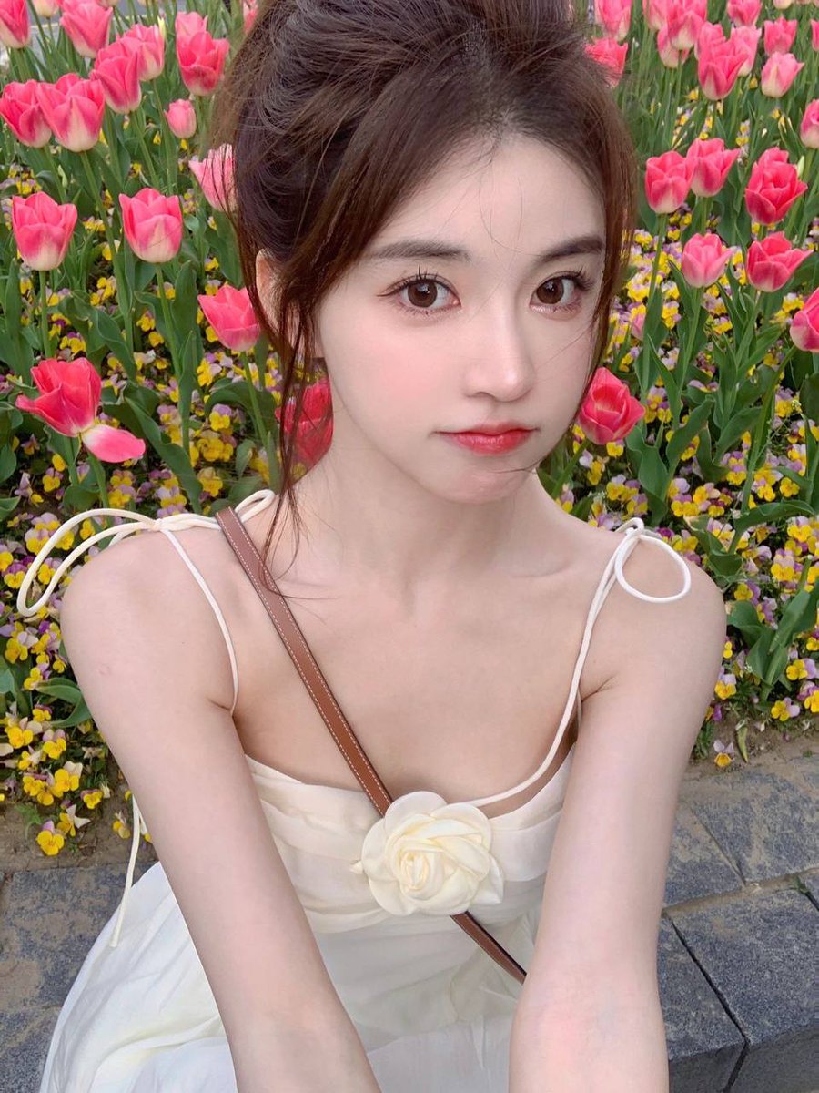 lb1361762921's tweet photo. #每日互关 
美女天天找，天天发
互关贴，百分百回关
每个关注我一定会回
PS:请先关注我哈，必回关！！
#互关 #互关帖 #互关必回 #互粉 https://t.co/TyxmECQPOd