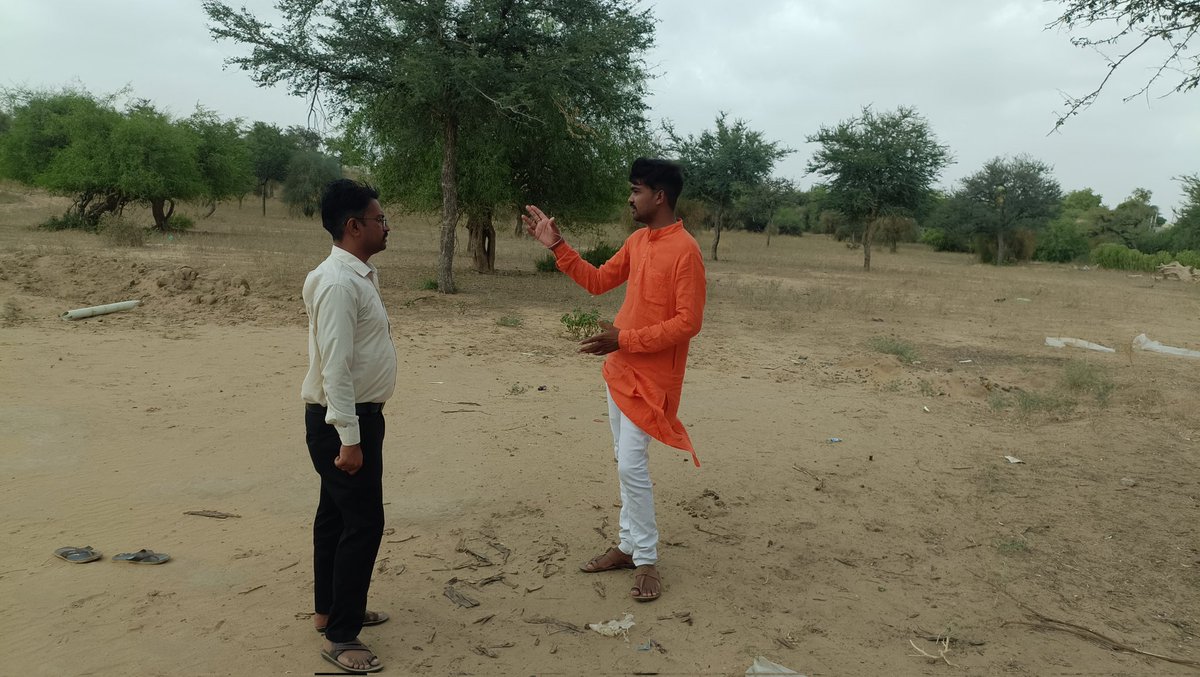 Naranraval21's tweet photo. વૃક્ષ ઉછેર અભિયાન અંતર્ગત ૨૦,૦૦૦ વૃક્ષોનું જંગલ બનાવવા માટે ચર્ચા વિમર્શ
#naranraval #vssm #Banaskantha https://t.co/rqnDeXGVDk