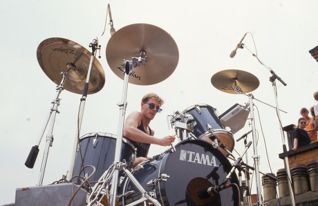 Bunnymen's tweet photo. Today we remember our original drummer, the beautiful Pete De Freitas (DF). Please share your stories &amp; memories of Pete below.  Photo credit Nj/Shutterstock https://t.co/JMV4Hi8uy5