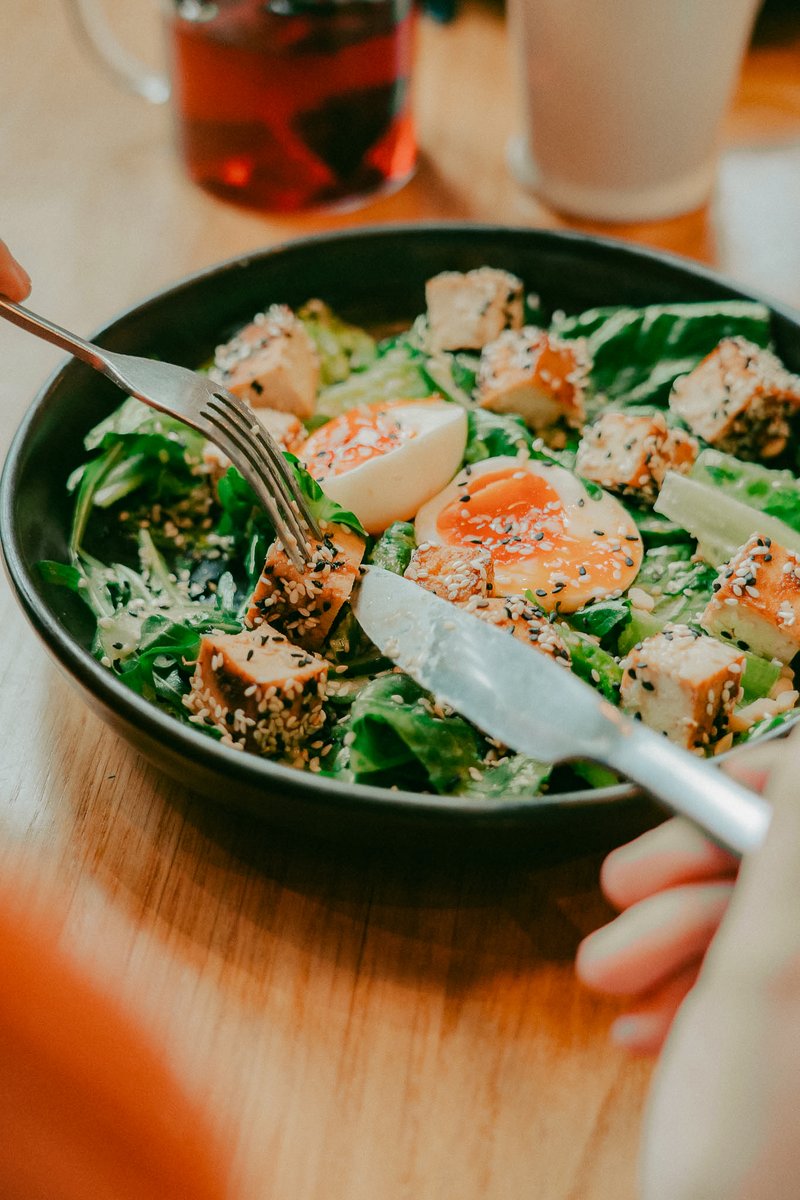 Prepare to have your Summer dreams come true with <a href="/bemoreBEAR/">BEAR</a>'s brand NEW menu update that'll have you drooling on the spot! 🤤

 Their colourful Summer salads and beautiful brunchy classics are perfect for those sun-drenched moments 💃🏻☀️

#bemoreBEAR #brunch #baronsquay