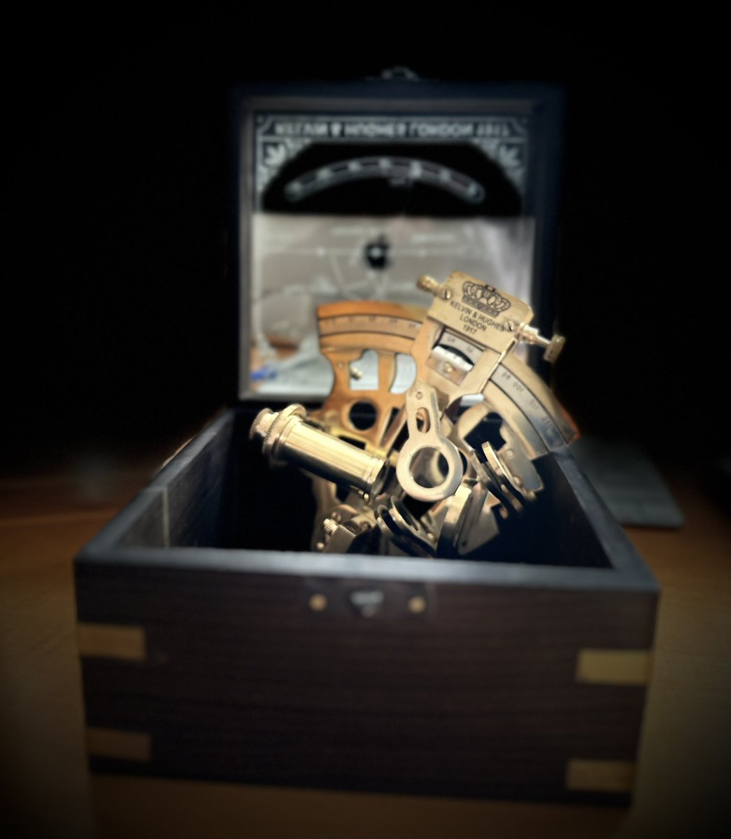 EugenioCingolan's tweet image. #North #CelestialNavigation #Sextant #NoGPS #RhumbLine