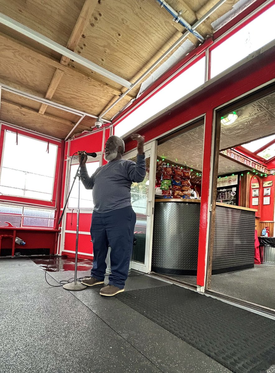 Metro IAF tweet media