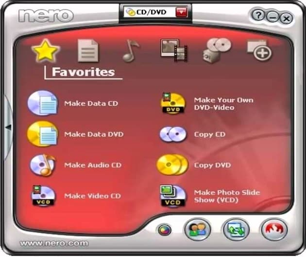 donamaria_os's tweet photo. Gente, quando eu era criança e ia gravar CD com o NERO ficava com medo do CD sair voando do PC e decapitar um 😟
Só eu ou vocês também tinham essa nóia? https://t.co/dJHCKPQHx9