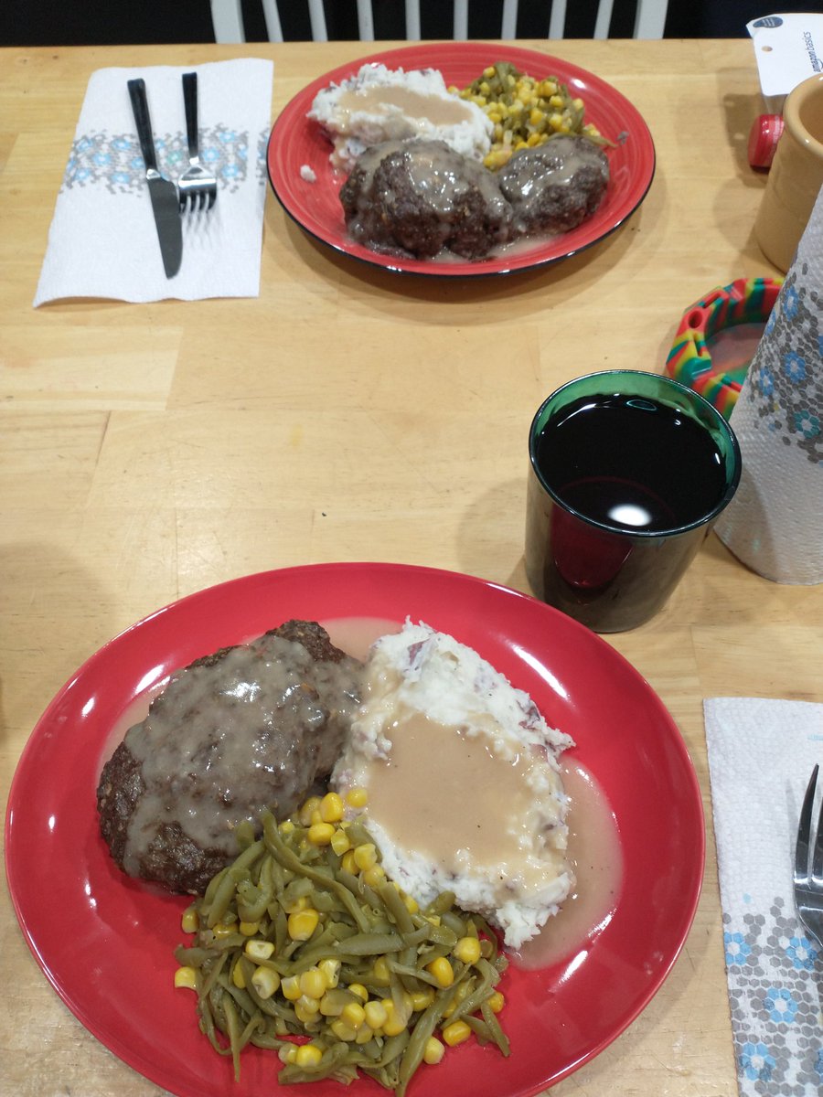 Salisbury steak, mashed red potatoes, homemade pan gravy and corn w/ green beans #DinnerIsServed