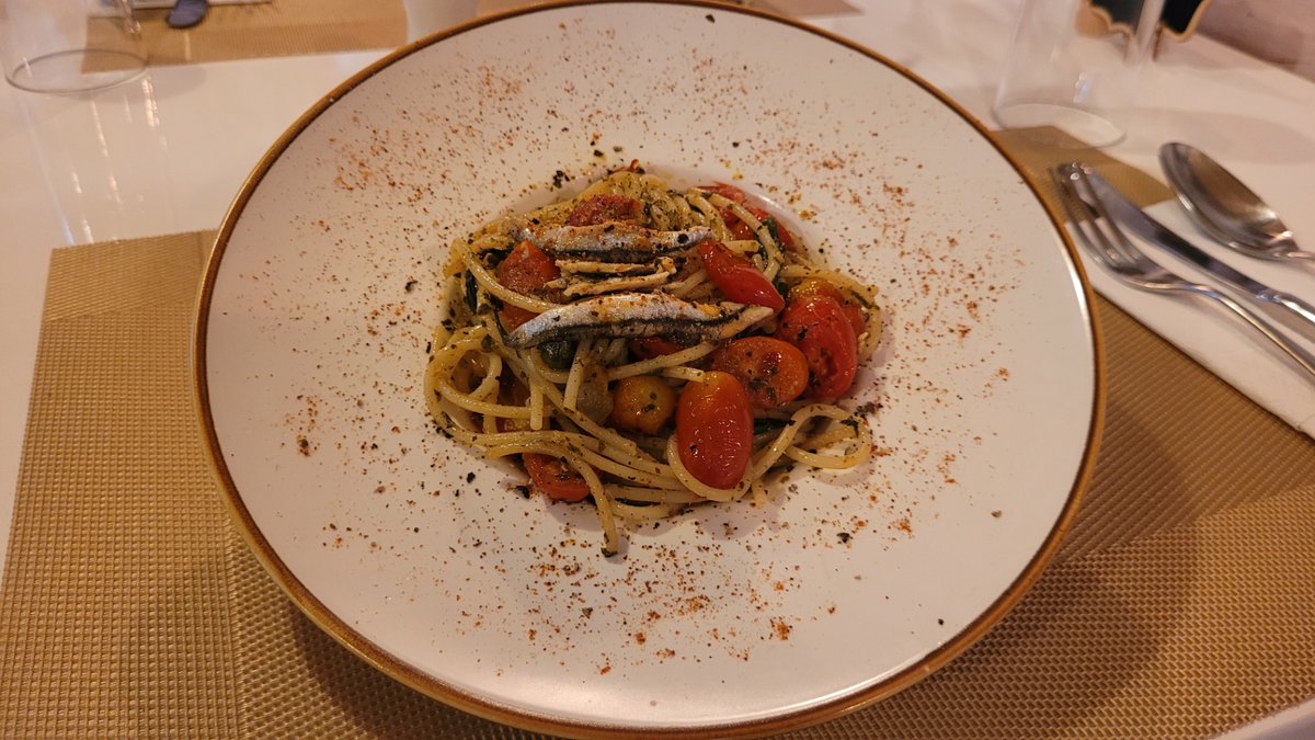 PoldoItalian's tweet photo. The real cuisine of Puglia at Azzurro Trattoria Italiana Soi ratchadaphisek 32
#italianfood #azzurrotrattoriaitaliana #spaghetti #pasta https://t.co/V2Datrl4o3