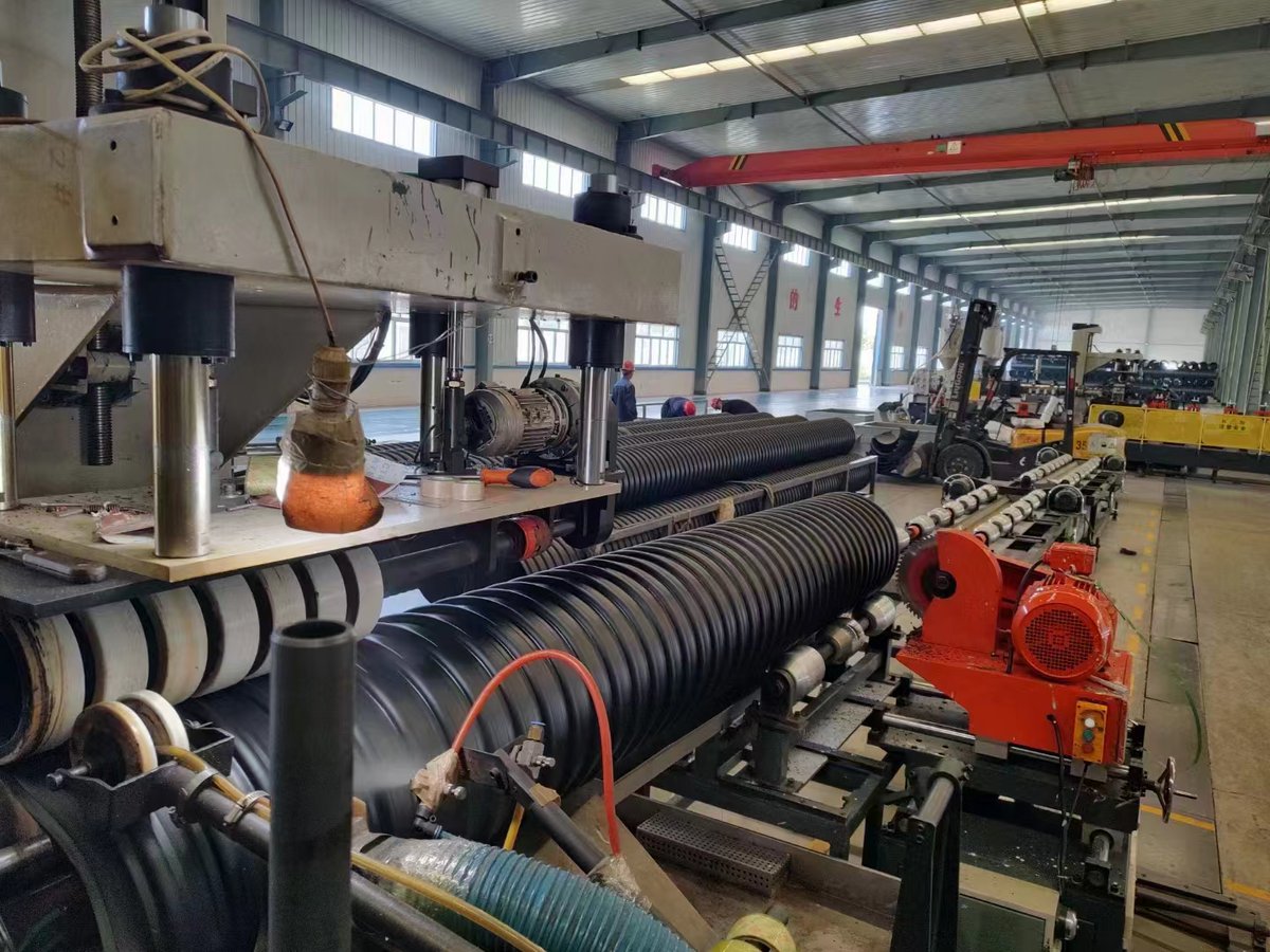 Metal Reinforced Spiral Corrugated HDPE Pipe Line.