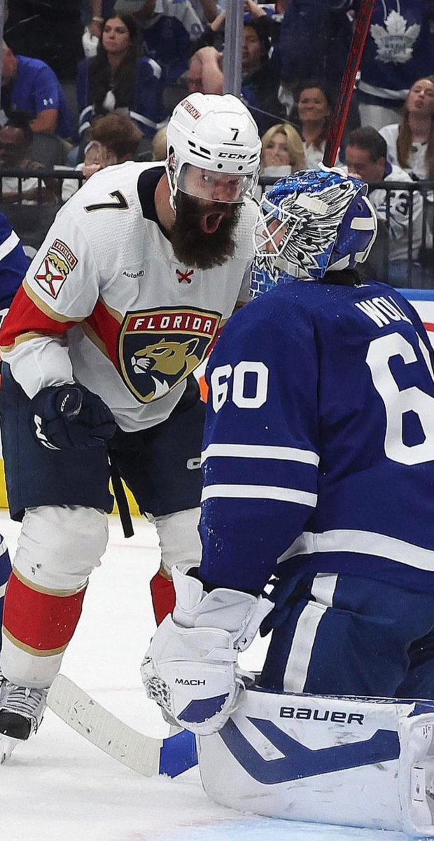 Can someone laugh in his face like he did to poor young Woll…disrespectful ASS! Looks good on ya #TimeToHunt  Let’s GO #VegasBorn 5-1!!