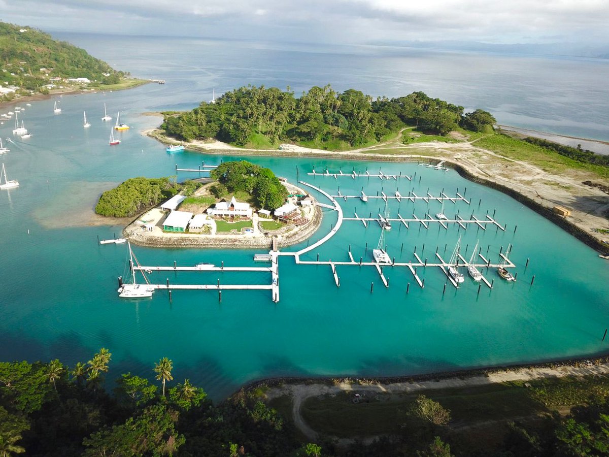 nawi_island's tweet photo. Join us as we explore the incredible world of water activities at our marina. And get an exclusive behind-the-scenes look at the amazing team of Nawi who make this barefoot elegance all possible. Don't miss out! Watch the full YouTube video now: https://t.co/7n4zzZ8Y4a https://t.co/wLwXahZ6kH