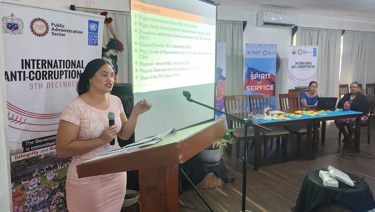 UNDP_Samoa's tweet image. A pleasure to work with @samoagovt&apos;s frontline integrity &amp;amp; ethics staff @samoapsc to update  the 2023 Ethics Framework for the 🇼🇸 Public Service. 

This will help boost service delivery through ethical decision making &amp;amp; complaints handling. 

#UNPRAC #TeieniwaVision #SDG16 #UNCAC