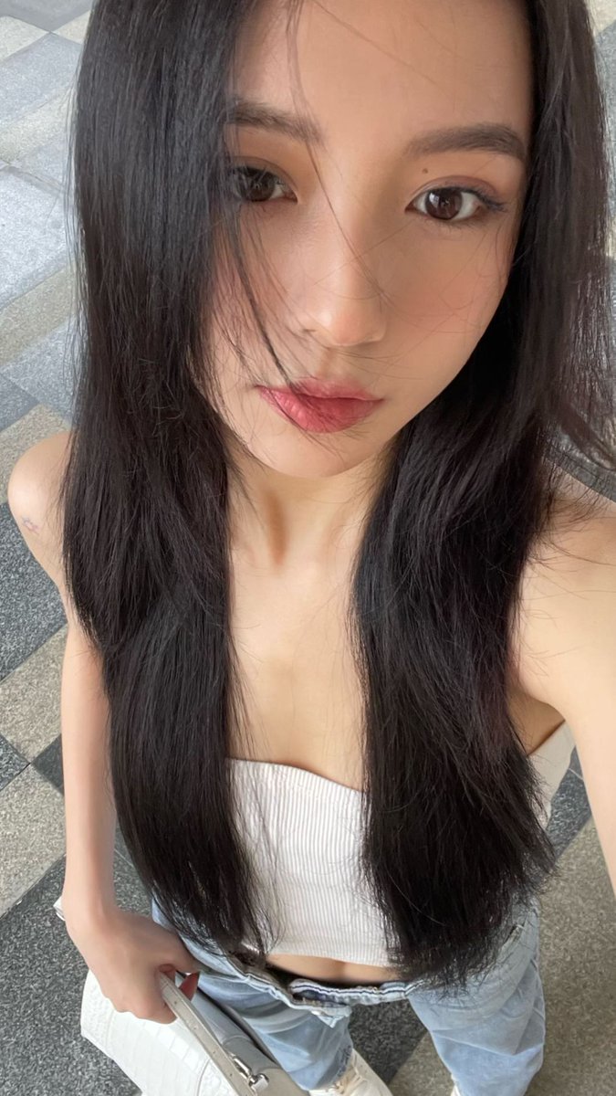 krysiefara's tweet photo. MNL - Masih Ngantuk & Lemes hahaa
#model #modeling #modelindonesia #modelasia #wednesday #wednesdaymood #wednesdayvibes #mood #vibes #goodvibes #anime #manga #xiuren #milky #cosplay #cosplayer #cosplayergirl https://t.co/a4T83TGlcx