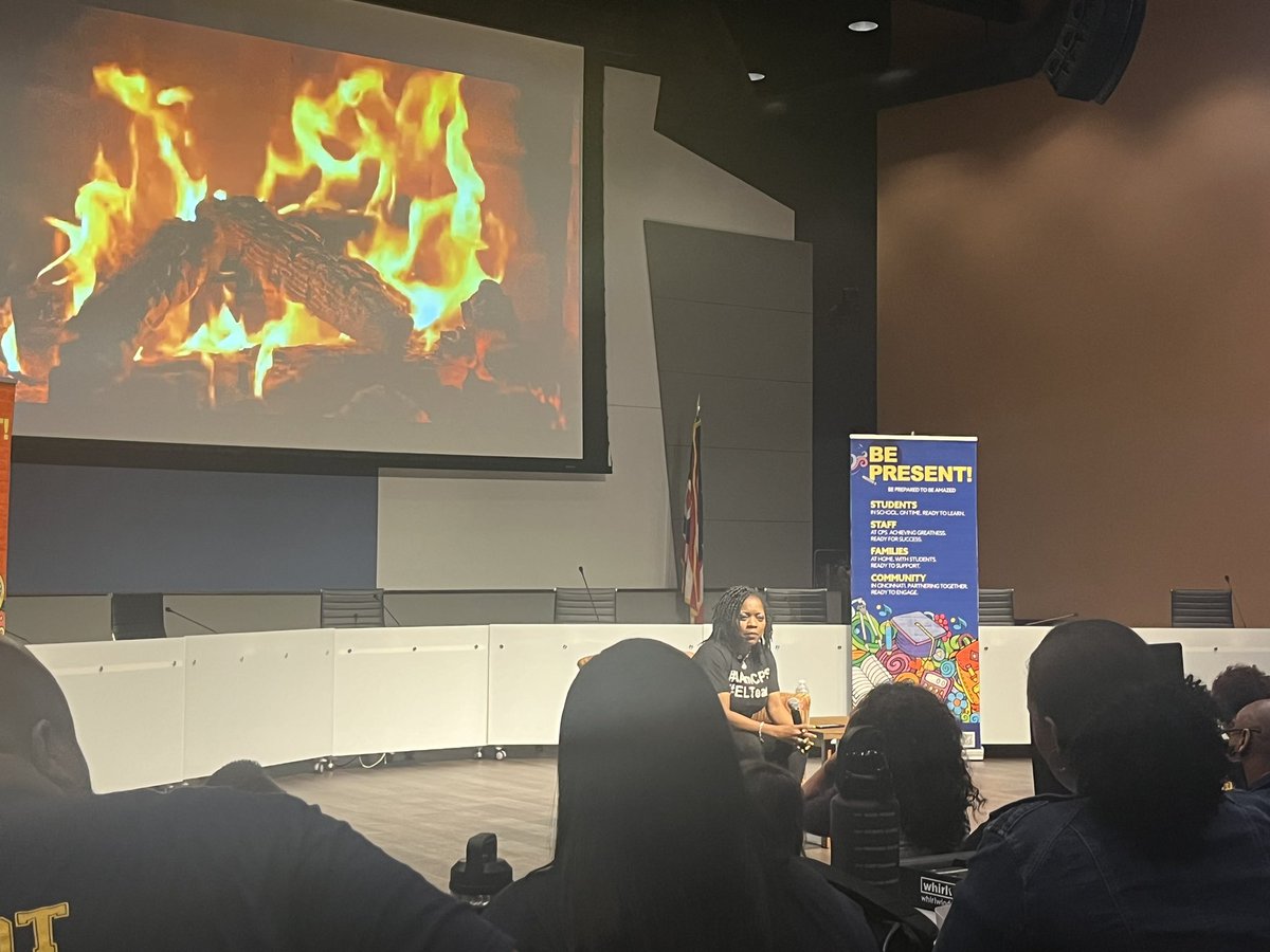 Nicole_IsaacsED's tweet photo. Day 1 of CPS Principal Academy full of dancing, fireside chats with Superintendent Wright, and new friends to ignite the 2023-2024 school year.#cpsprincipalacademy23 @IamCPS #cpsleaders https://t.co/Bkv78nGYr4