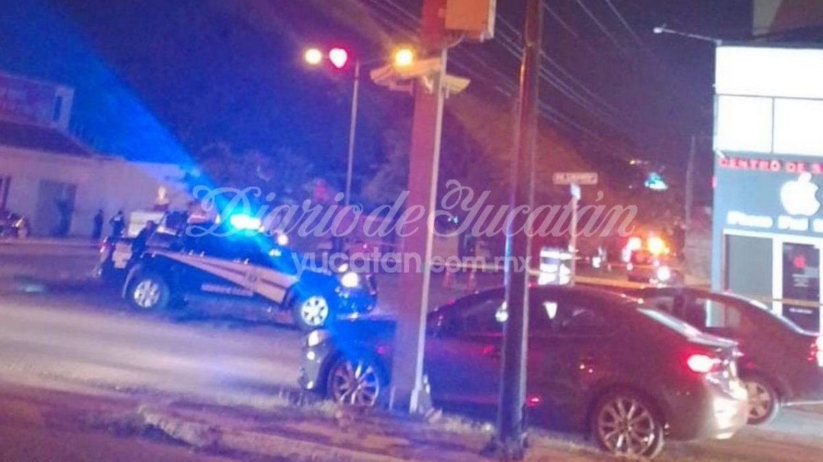 DiariodeYucatan's tweet photo. ⚡ Tragedia en Mérida: auto 'fantasma' atropella a niño que pedía limosna https://t.co/dcJYuM1dMO https://t.co/HwPeuxpNO3