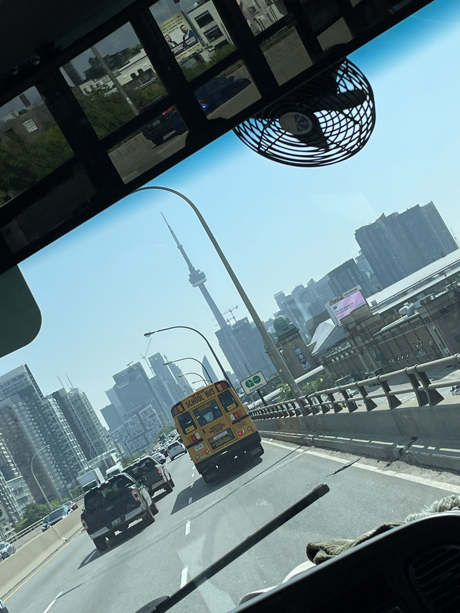 moorehmm's tweet photo. Such an awesome grade 8 year end trip to Toronto! We had the best day with a fantastic group of students! #ALXCoyotes #ourhouse https://t.co/qXTu2byjwU