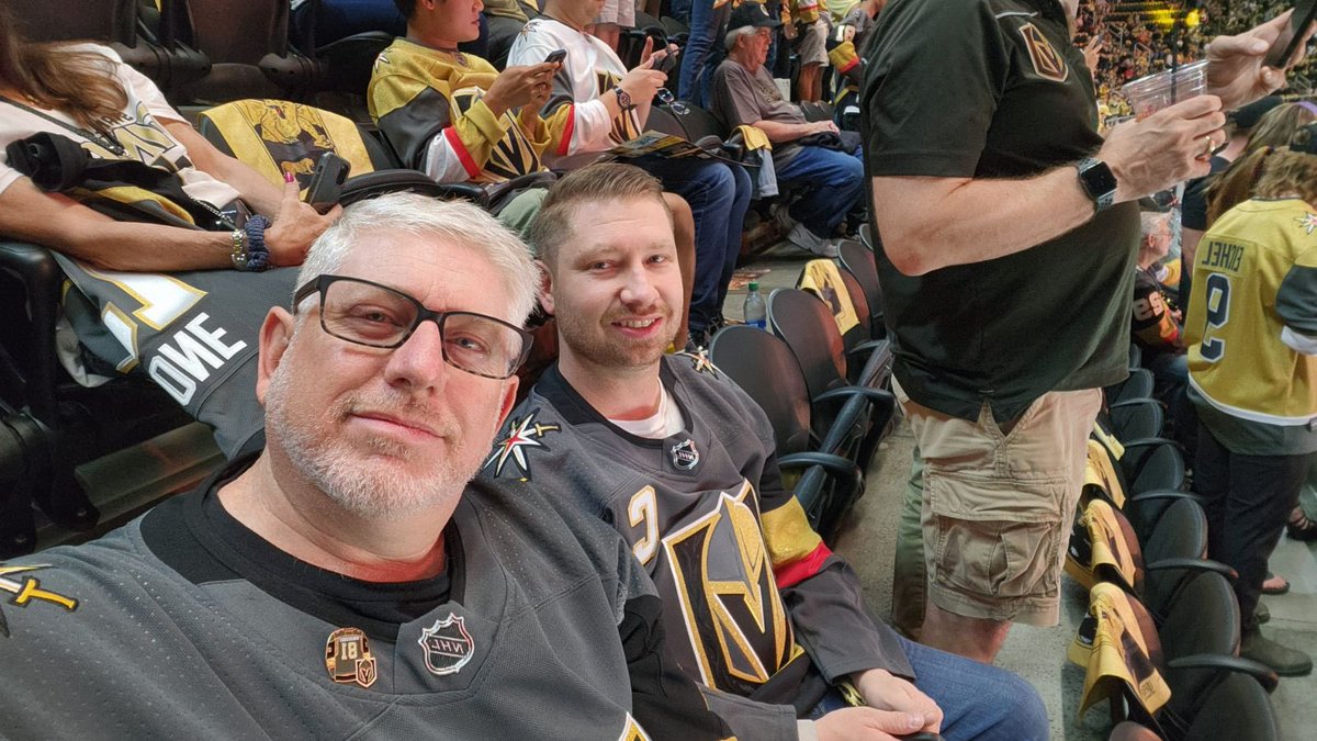 NickMilberger's tweet photo. We want the cup!

#VegasBorn #UKnightTheRealm https://t.co/j2aj62ZaSj