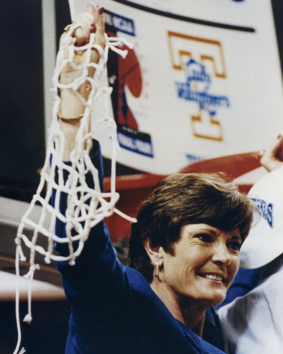 LadyVol_Hoops's tweet photo. Born this day in 1952:

The icon.
The legend.
The pioneer.

The incomparable Pat Summitt. https://t.co/CrWJd4zovg