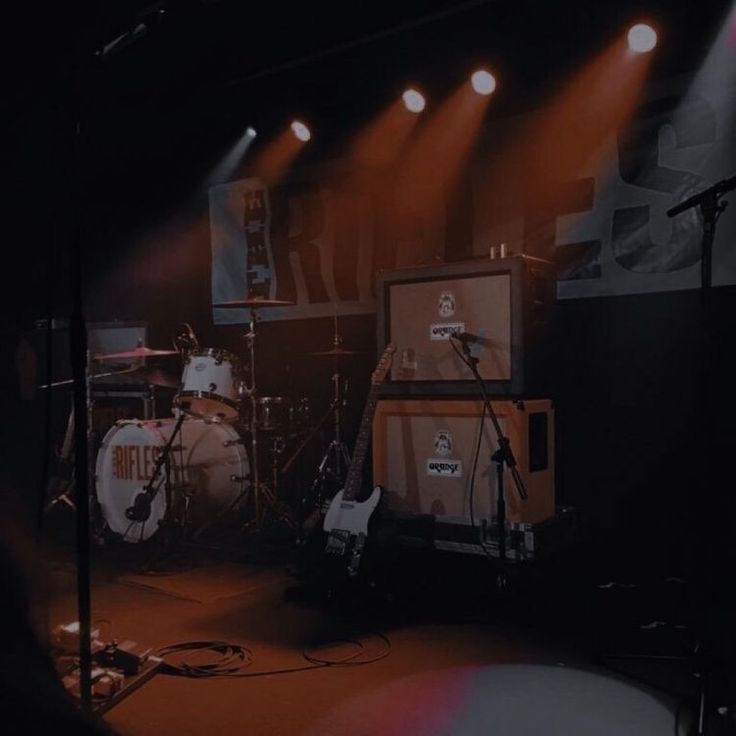 ⠀

             𝓢𝐐𝐔𝐀𝐃 𝓓𝐄 𝓑𝐀𝐍𝐃𝐀𝐒
             ˓  𝗉𝖾𝗋𝗌𝗈𝗇𝖺𝗃𝖾𝗌 𝖾𝗇 𝖿𝗋𝖾𝖾 𑁍

         𝓽he 𝐦𝐮𝐬𝐢𝐜 is not in the 𝐧𝐨𝐭𝐞𝐬, 
         but in the silence 𝗯𝗲𝘁𝘄𝗲𝗲𝗻.

          ᴀ ᴛʜʀᴇᴀᴅ   ——   ʟɪᴋᴇ + ʀᴛ ?

       𓊔𓊔𓊔𓊔𓊔𓊔𓊔𓊔𓊔𓊔

⠀