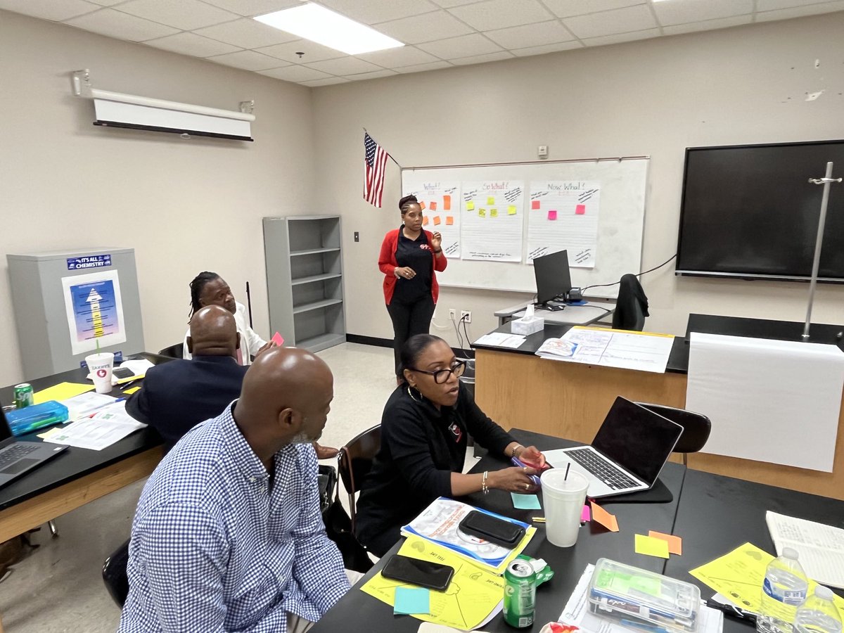 DrNormanCSauce3's tweet photo. A marvelous Day 2 of learning with #DCSDRegion4 leaders ⁦@DeKalbSchools⁩ Summer Institute for Instructional Leaders! - phonics instruction, mathematical reasoning,  comprehensive literacy, building our collective efficacy- all in the name of supporting children. #iLoveDCSD https://t.co/ccxkXAEchT