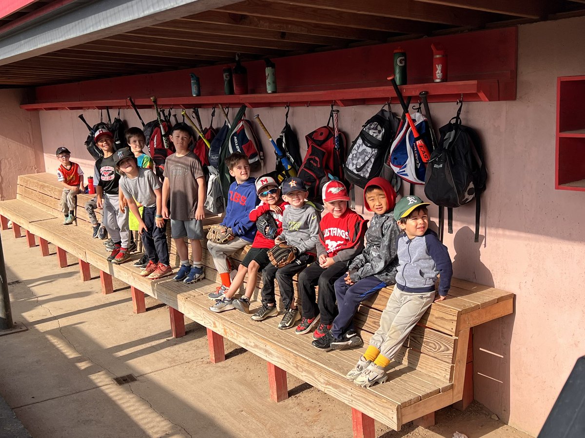 Jackie Ewing tweet media